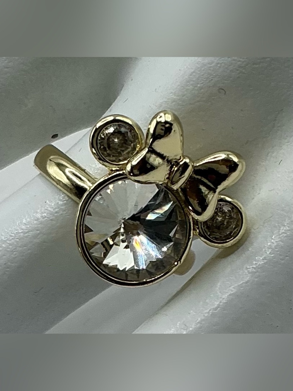 GOLD TONE RHINESTONE GIRL MOUSE WITH BOW RING ADJUSTABLE
